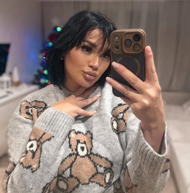 Jola Mroz wiki