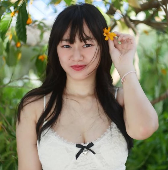 Maira Kuyama age