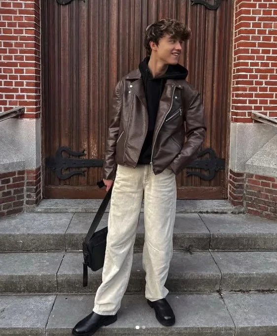Max Mies height
