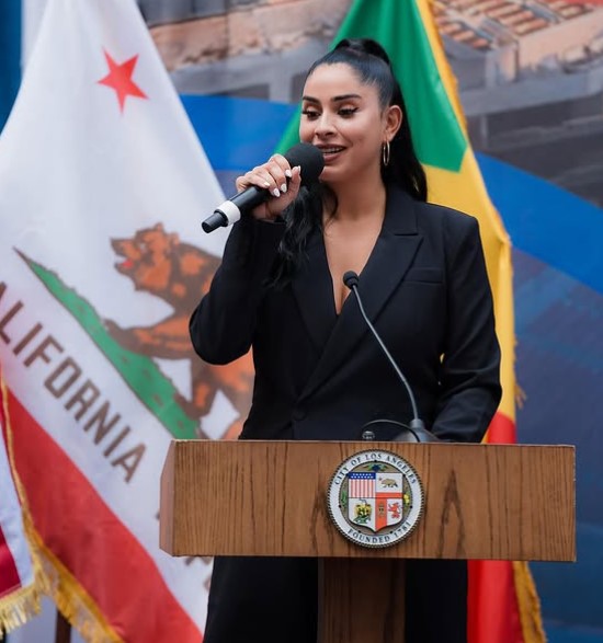 Jessica Flores bio