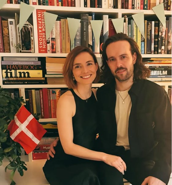 Neel Ronholt with her husband