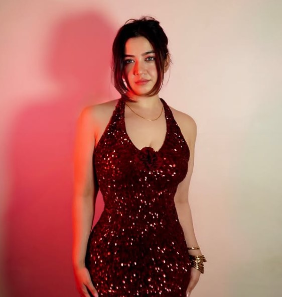 Akanksha Arya bio