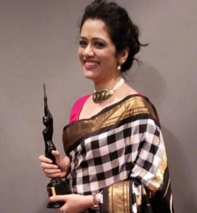 Girija Oak won MAAI Award in Australia for her Marathi play Don Special (2016)