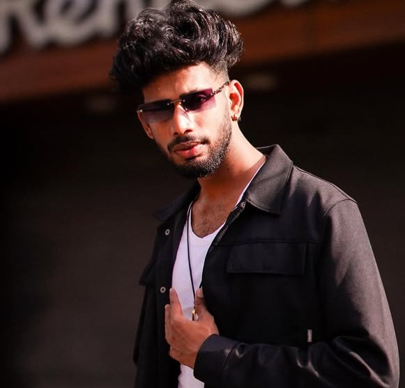 Mukesh Jackson age
