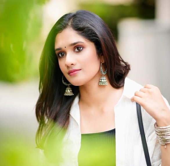Roshni Tara age