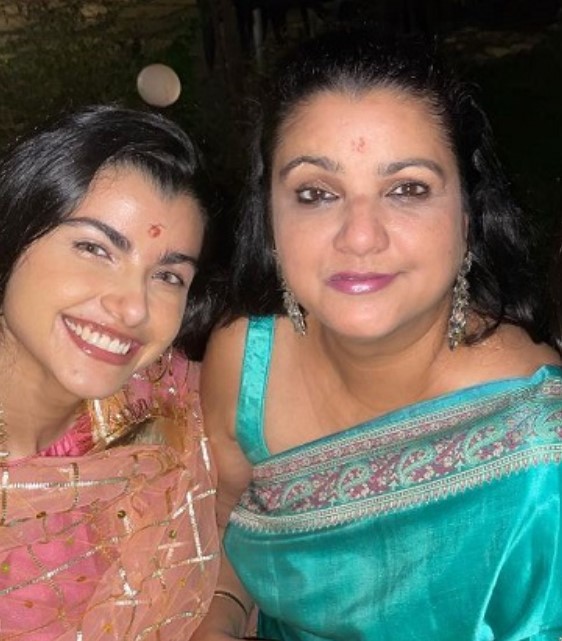 Ayesha Kanga with her mother
