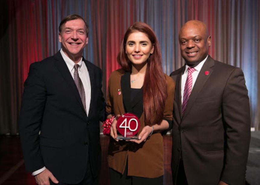 Momina Mustehsan award