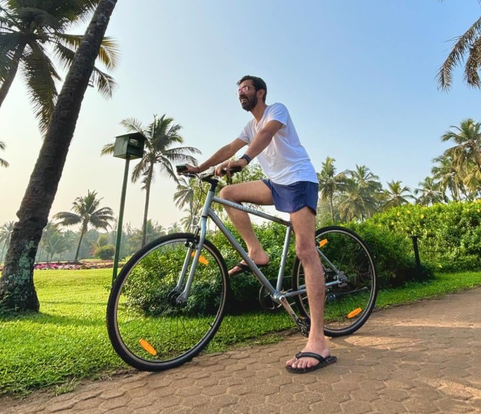 Pranjal Kamra bio